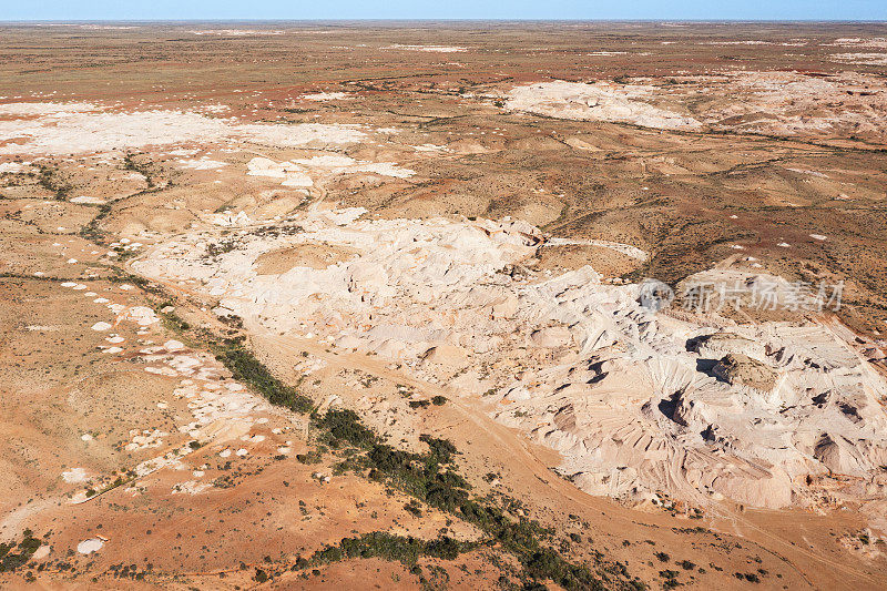 Coober Pedy蛋白石矿鸟瞰图，南澳大利亚